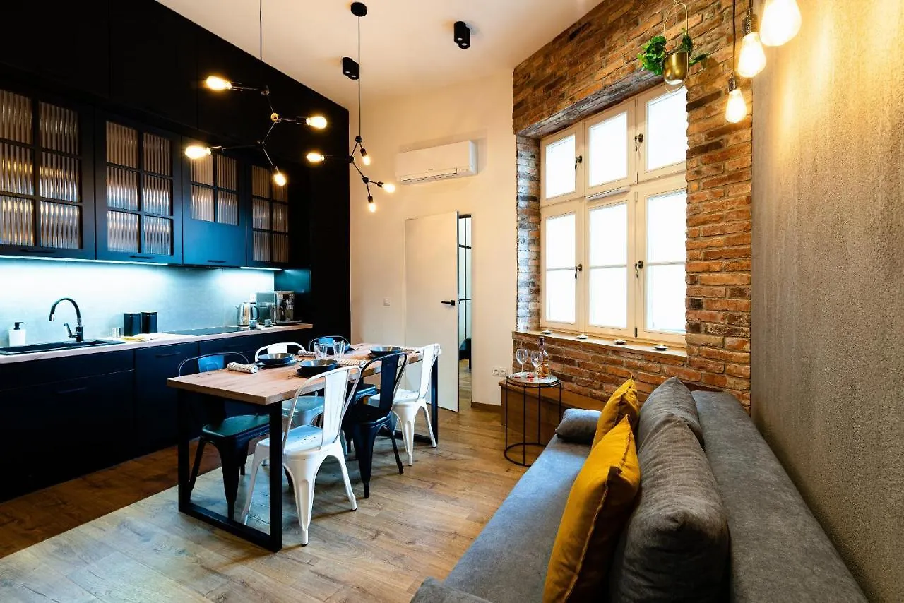 Large 75 M2 Apartment For 6 Guests Next To Wawel Castle Cracovia